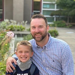 Meet your Posher, Dustin